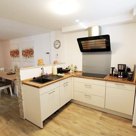 Ferienoase mit Fernblick Apartment Herzogenrath Exterior foto