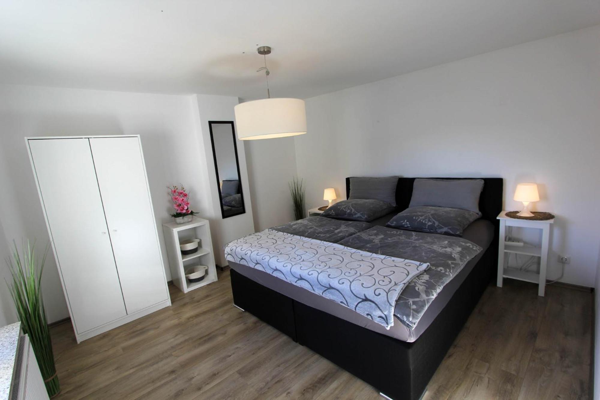 Ferienoase mit Fernblick Apartment Herzogenrath Exterior foto